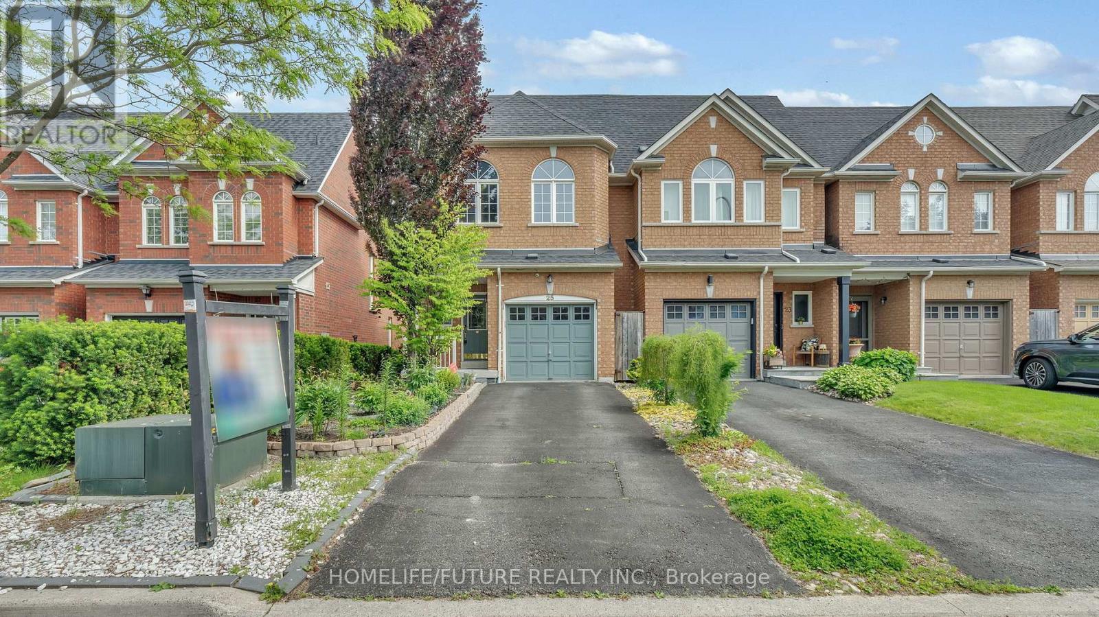 25 Gateway Court, Whitby, Ontario  L1R 3M9 - Photo 4 - E12357014