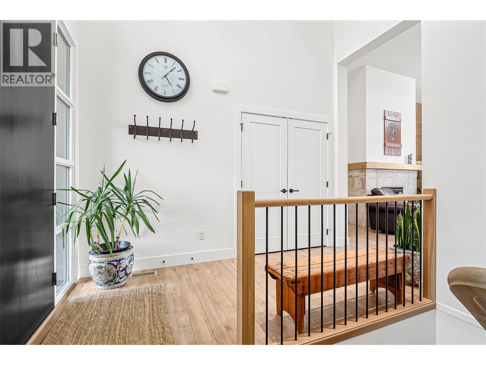 241 Ashcroft Place, Vernon, British Columbia  V1H 2M1 - Photo 5 - 10359667