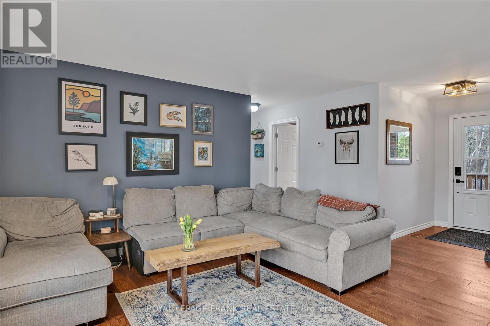 878 Payne Line Road, Douro-Dummer, Ontario  K0L 3A0 - Photo 4 - X12357132