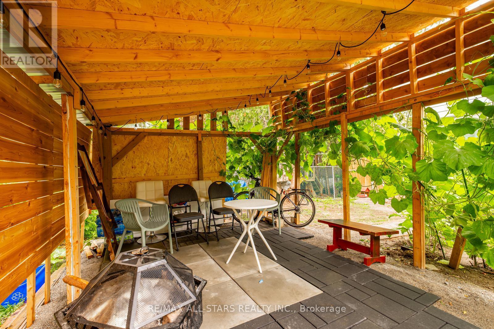 520 Elm Road, Whitchurch-Stouffville (Stouffville), Ontario  L4A 1W8 - Photo 41 - N12356980