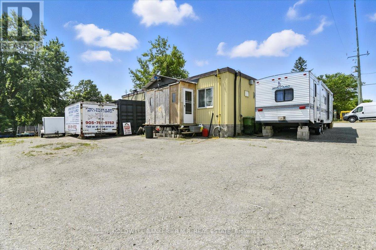 31 Centre Street, Brock, Ontario  L0C 1H0 - Photo 26 - N12357089