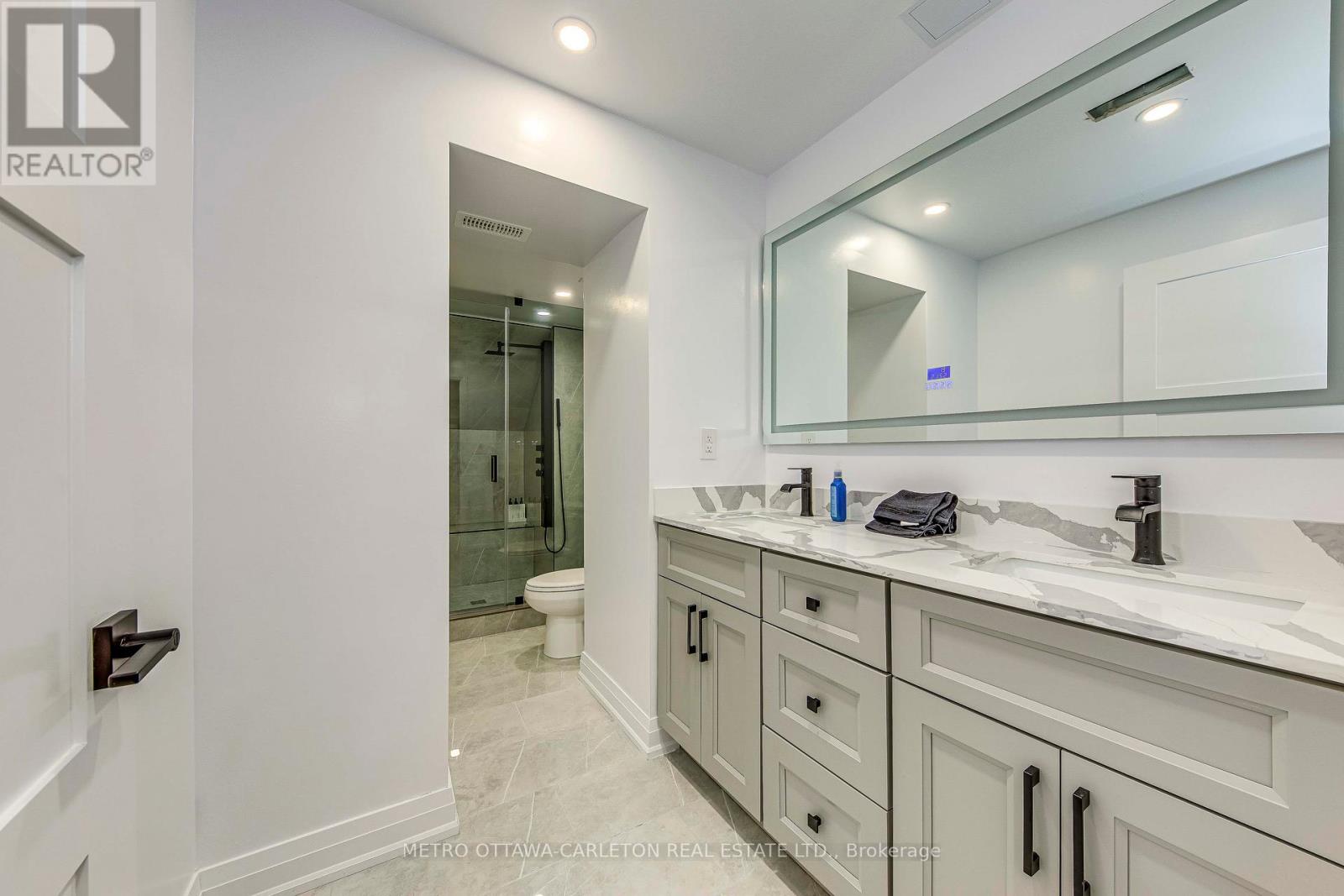 13 Franmar Road, Brampton, Ontario  L6X 0W3 - Photo 40 - W12357128
