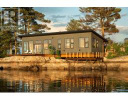Island S900 Little Sand Lake, Minaki, Ontario