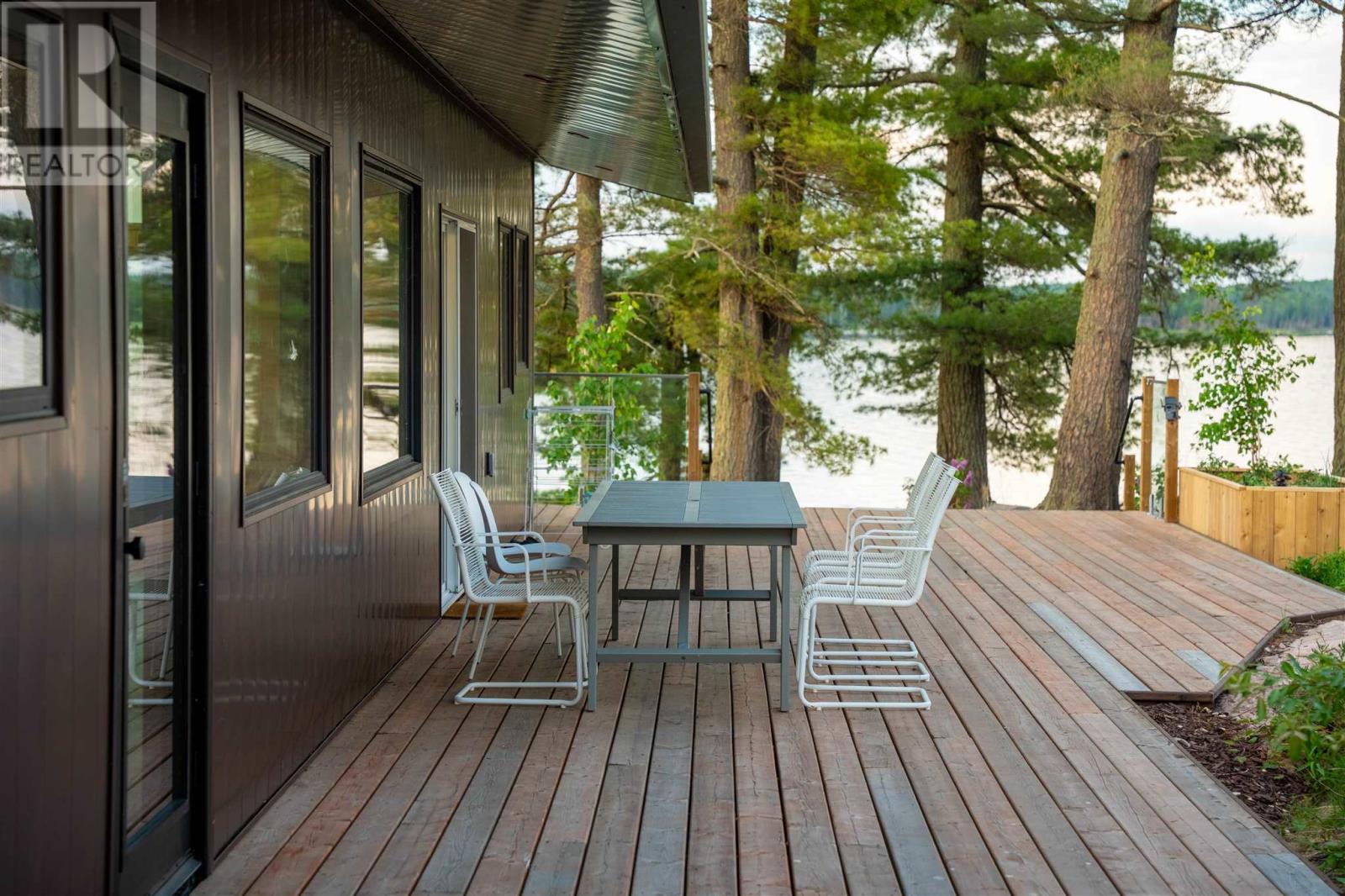 Island S900 Little Sand Lake, Minaki, Ontario  P0X 1J0 - Photo 18 - TB251623