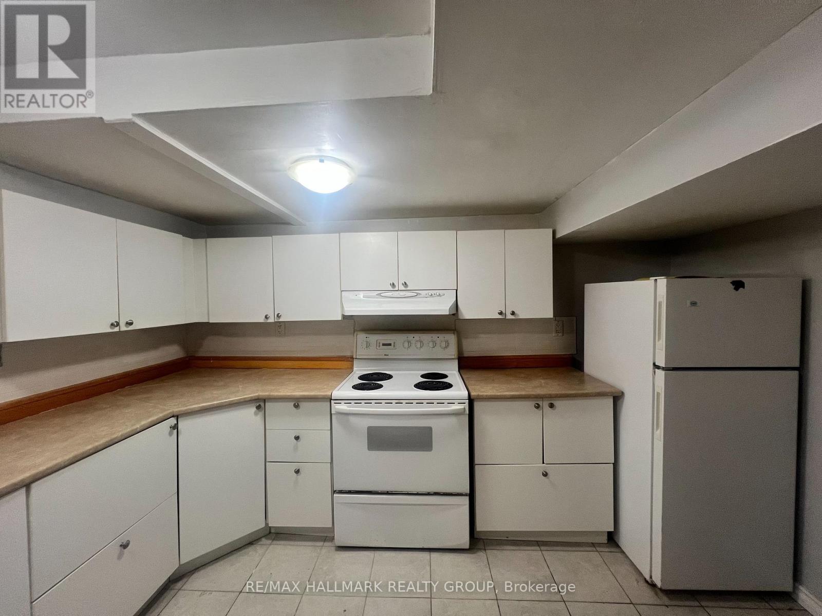 5738 Knights Drive, Ottawa, Ontario  K4M 1K2 - Photo 3 - X12357170