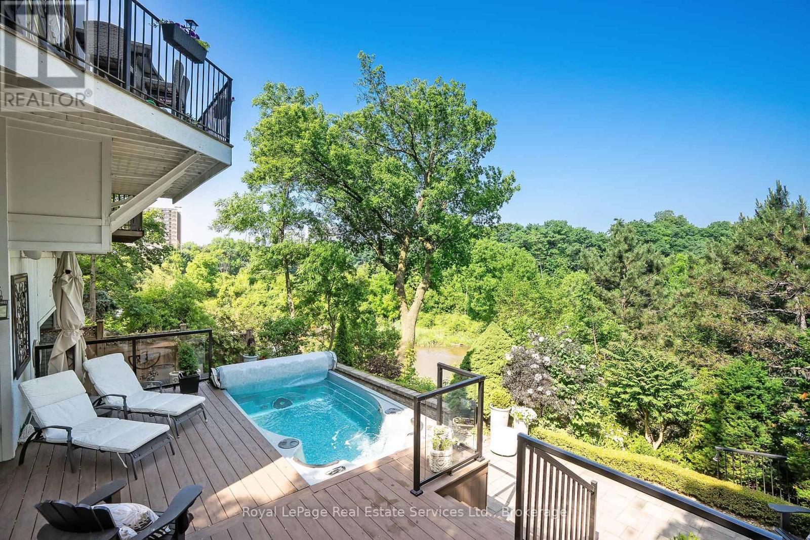 158 Dunn Street, Oakville, Ontario  L6J 3E5 - Photo 10 - W12357159