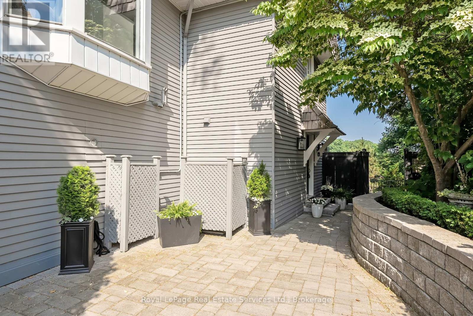 158 Dunn Street, Oakville, Ontario  L6J 3E5 - Photo 41 - W12357159
