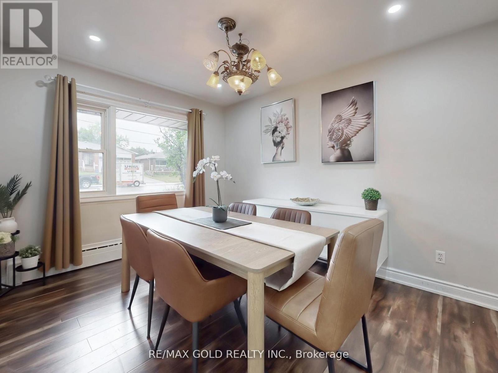 61 Centre Street N, Brampton, Ontario  L6V 1T1 - Photo 11 - W12357032