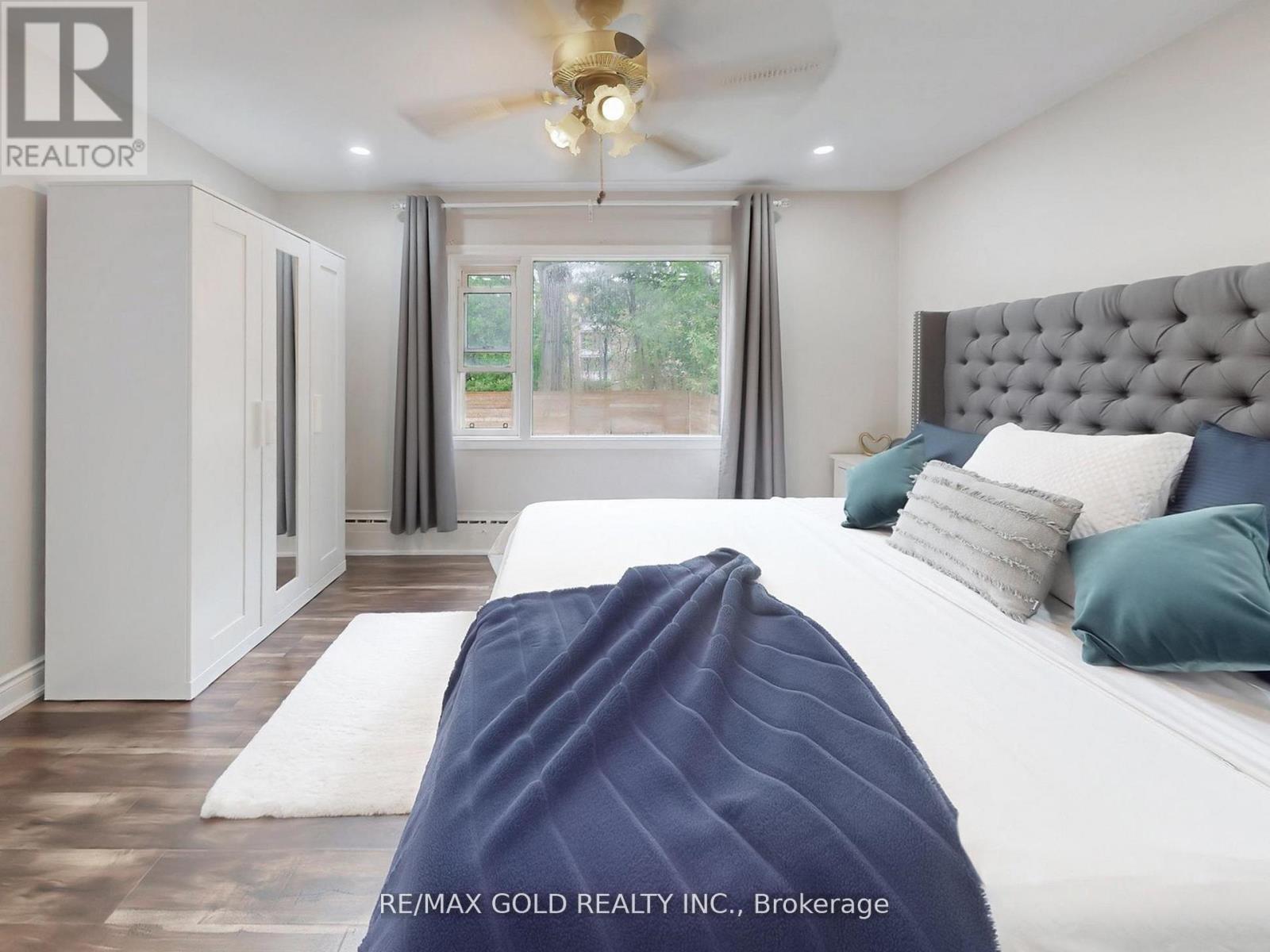 61 Centre Street N, Brampton, Ontario  L6V 1T1 - Photo 22 - W12357032