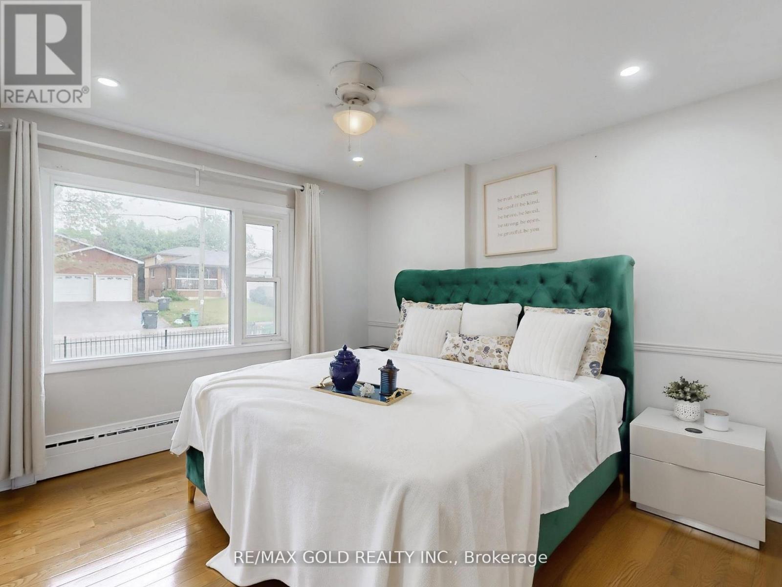 61 Centre Street N, Brampton, Ontario  L6V 1T1 - Photo 27 - W12357032