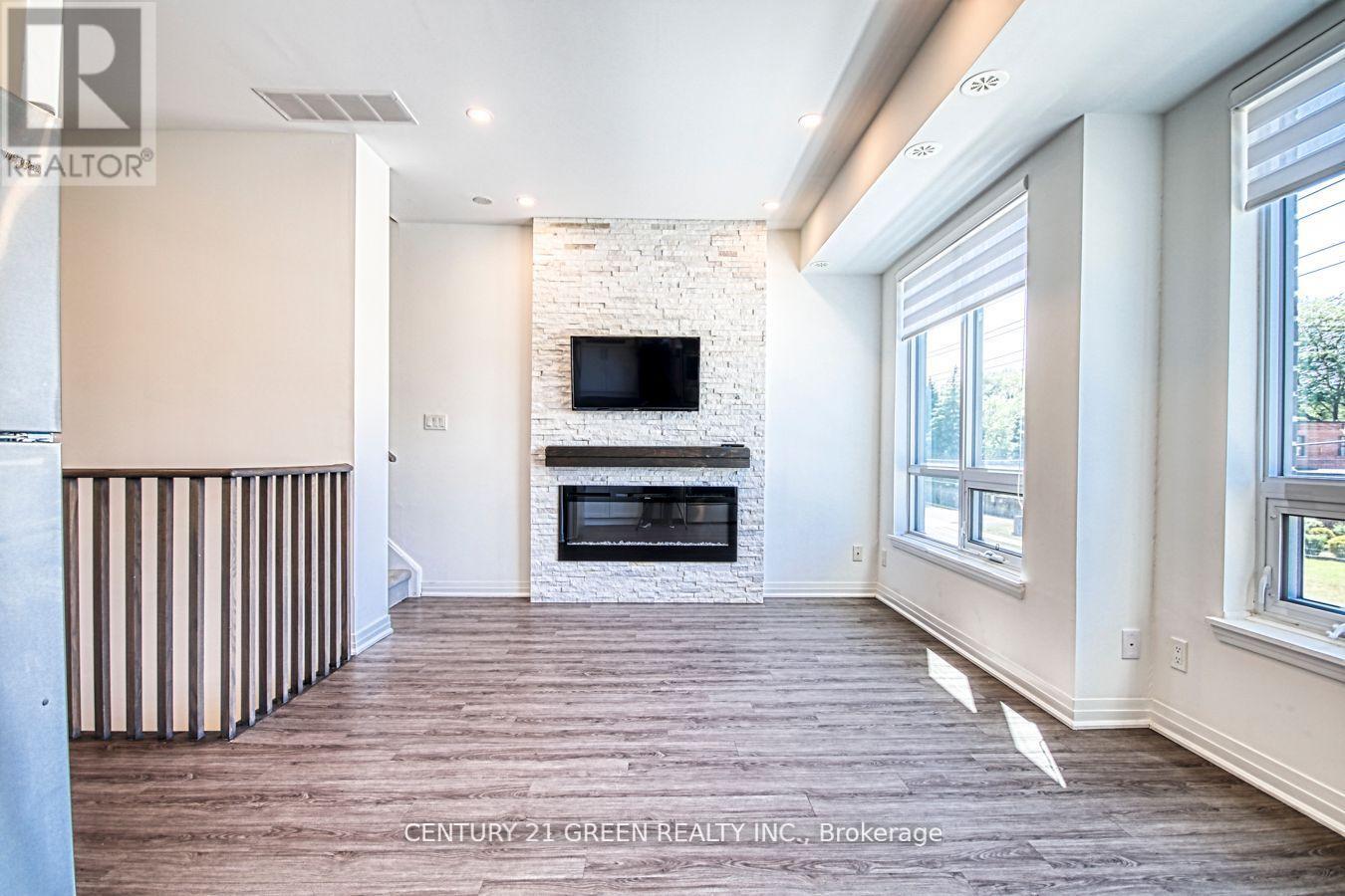 19 - 680 Atwater Avenue, Mississauga, Ontario  L5G 0B6 - Photo 14 - W12357053