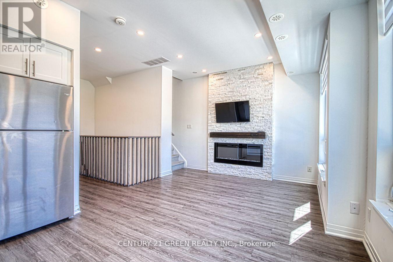 19 - 680 Atwater Avenue, Mississauga, Ontario  L5G 0B6 - Photo 16 - W12357053
