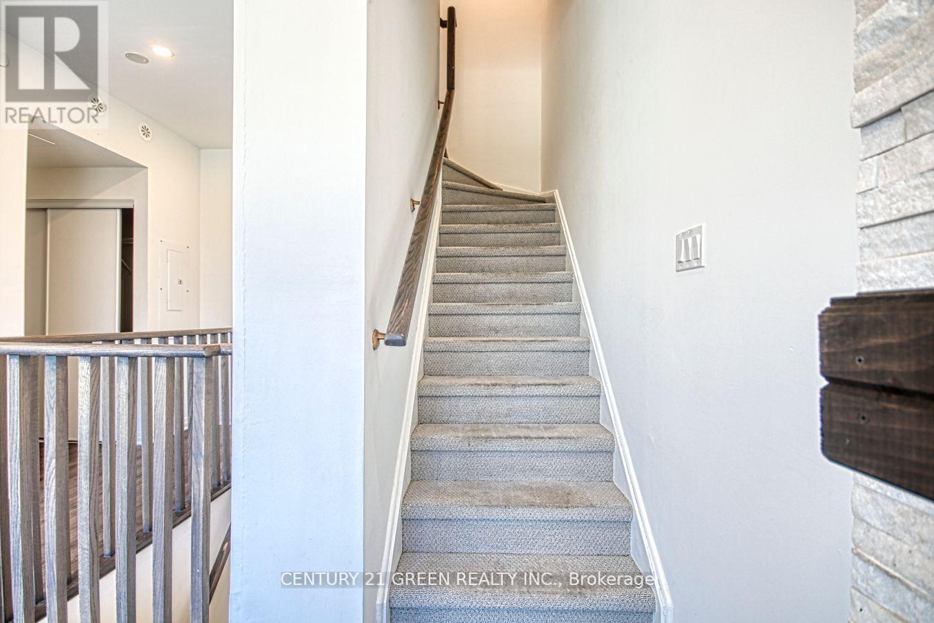 19 - 680 Atwater Avenue, Mississauga, Ontario  L5G 0B6 - Photo 19 - W12357053