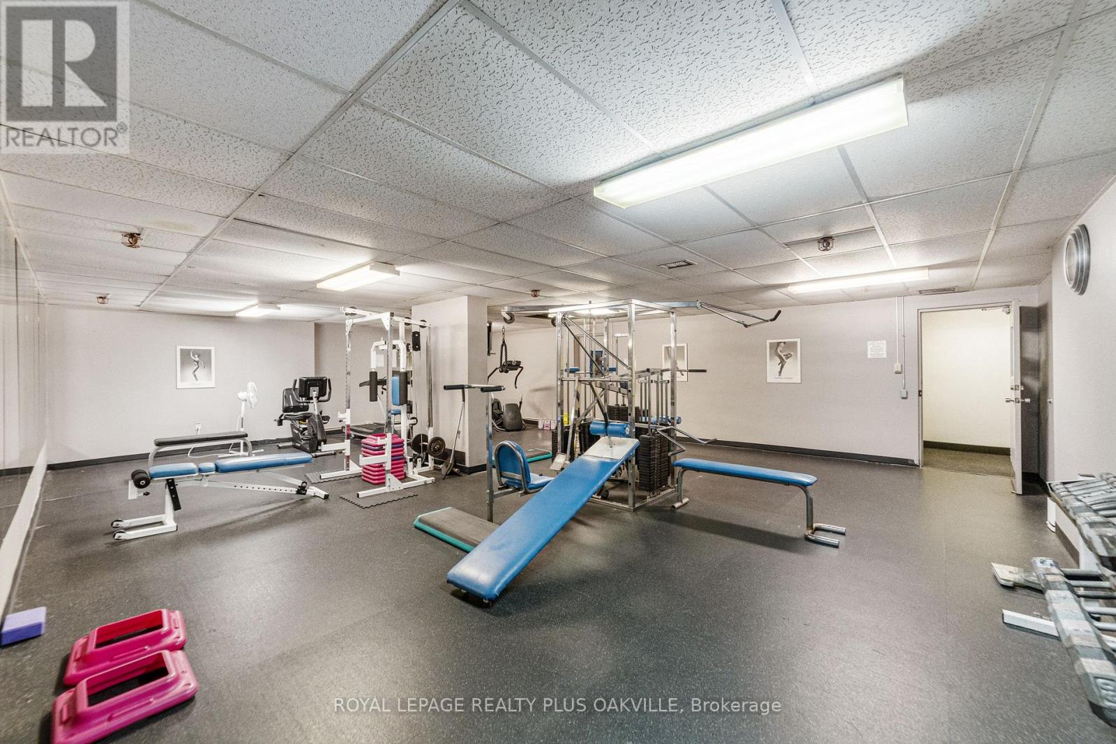 508 - 2263 Marine Drive, Oakville, Ontario  L6L 5K1 - Photo 22 - W12357081
