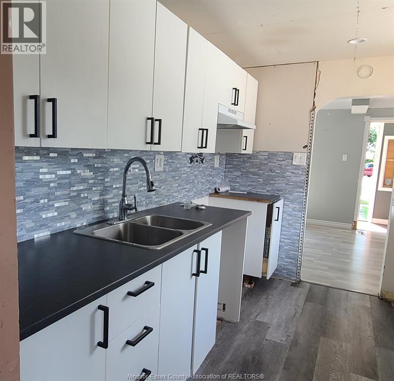 1120 Brock, Windsor, Ontario  N9C 2V5 - Photo 8 - 25021304