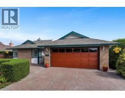 541 Cedar Cres ARBUTUS RIDGE