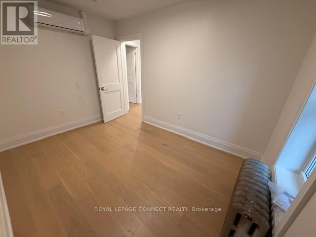 24 Ashley Street, Hamilton, Ontario  L8L 5S3 - Photo 10 - X12357010