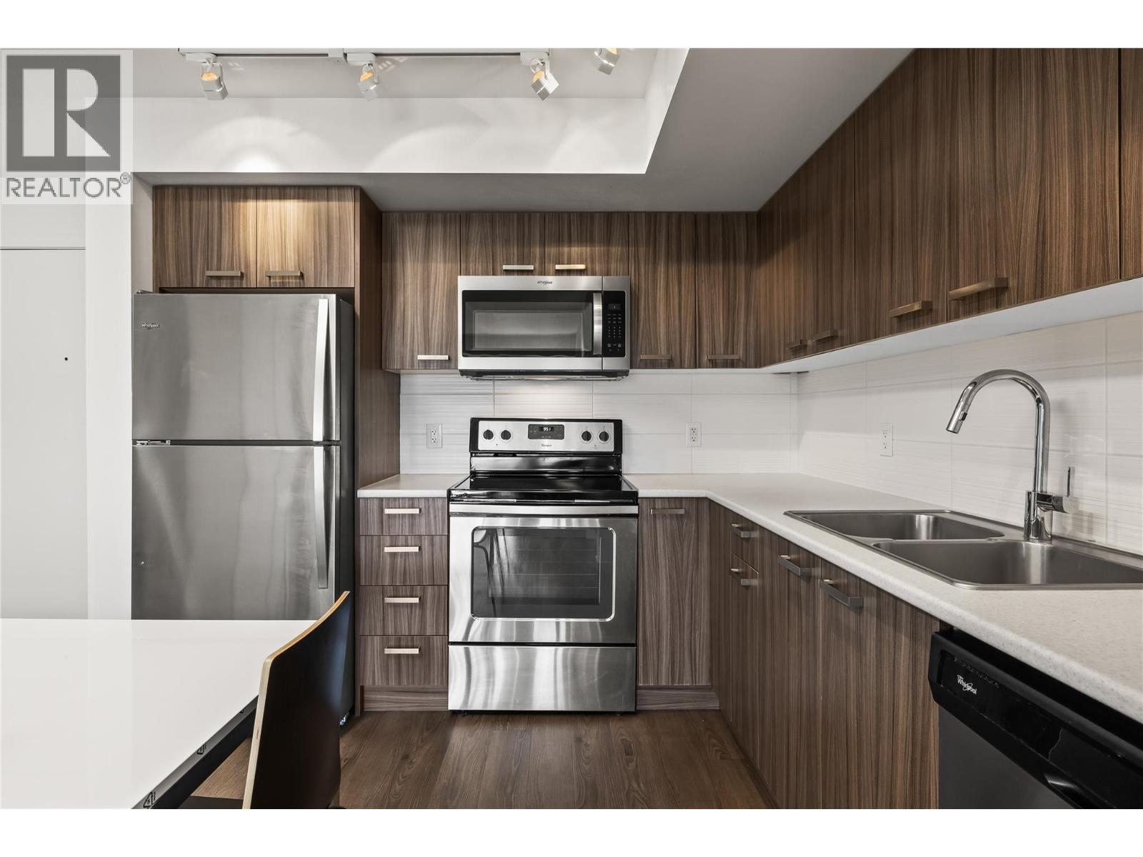 775 Academy Way Unit# Ph17, Kelowna, British Columbia  V1V 0A5 - Photo 8 - 10359536