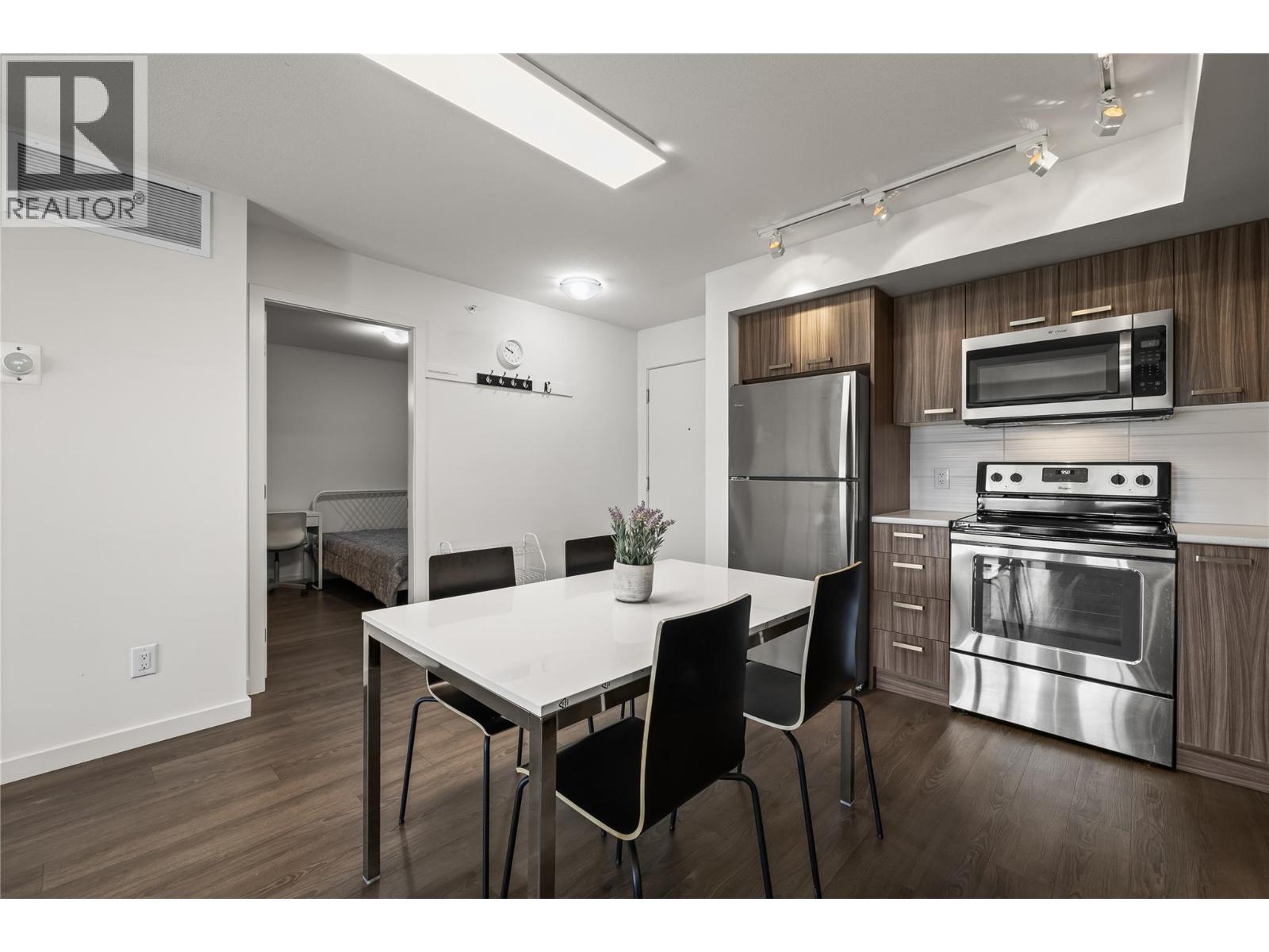 775 Academy Way Unit# Ph17, Kelowna, British Columbia  V1V 0A5 - Photo 9 - 10359536