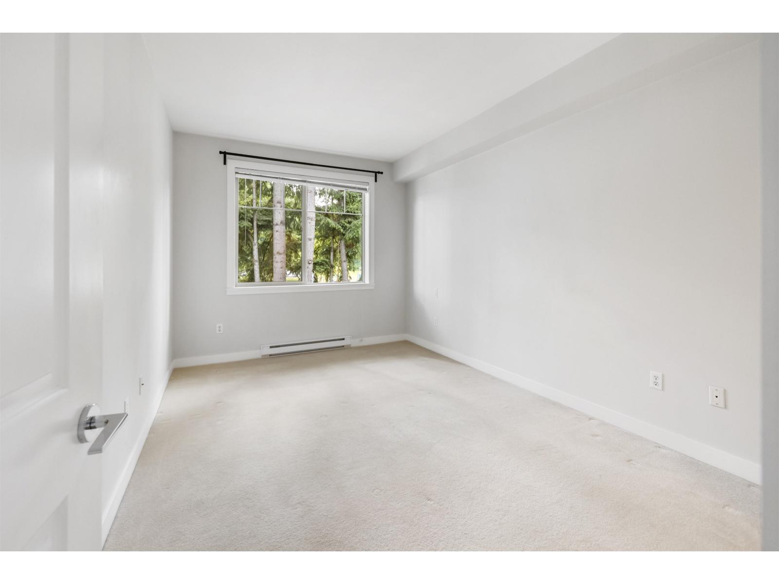 301 33898 Pine Street, Abbotsford, British Columbia  V2S 2P3 - Photo 11 - R3039205