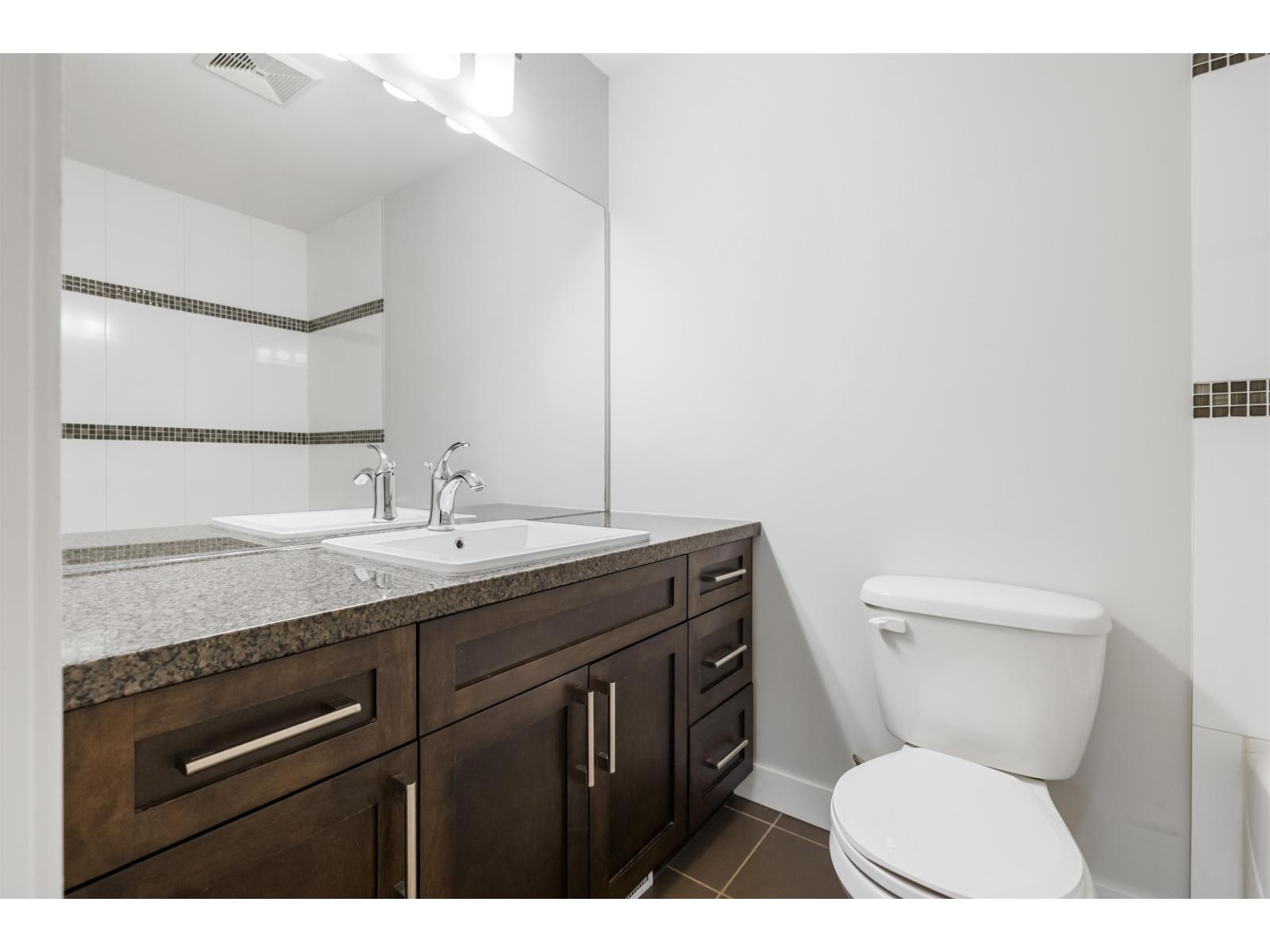 301 33898 Pine Street, Abbotsford, British Columbia  V2S 2P3 - Photo 14 - R3039205