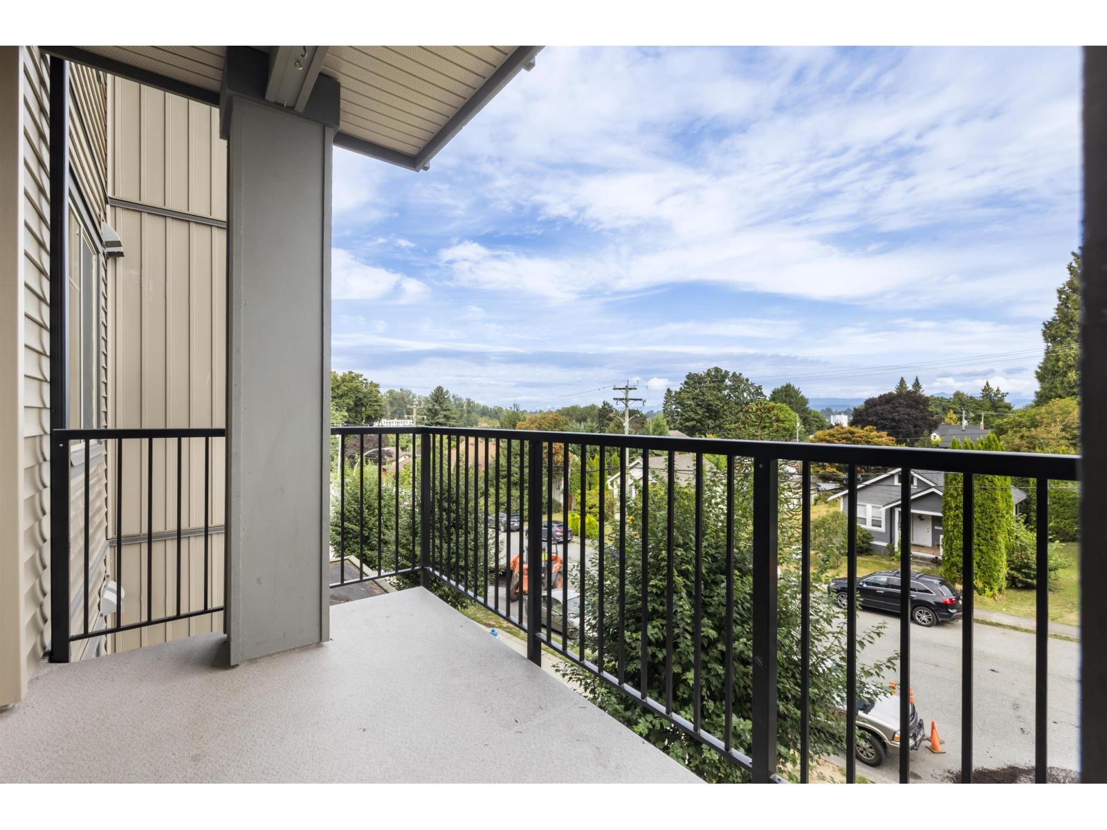 301 33898 Pine Street, Abbotsford, British Columbia  V2S 2P3 - Photo 21 - R3039205