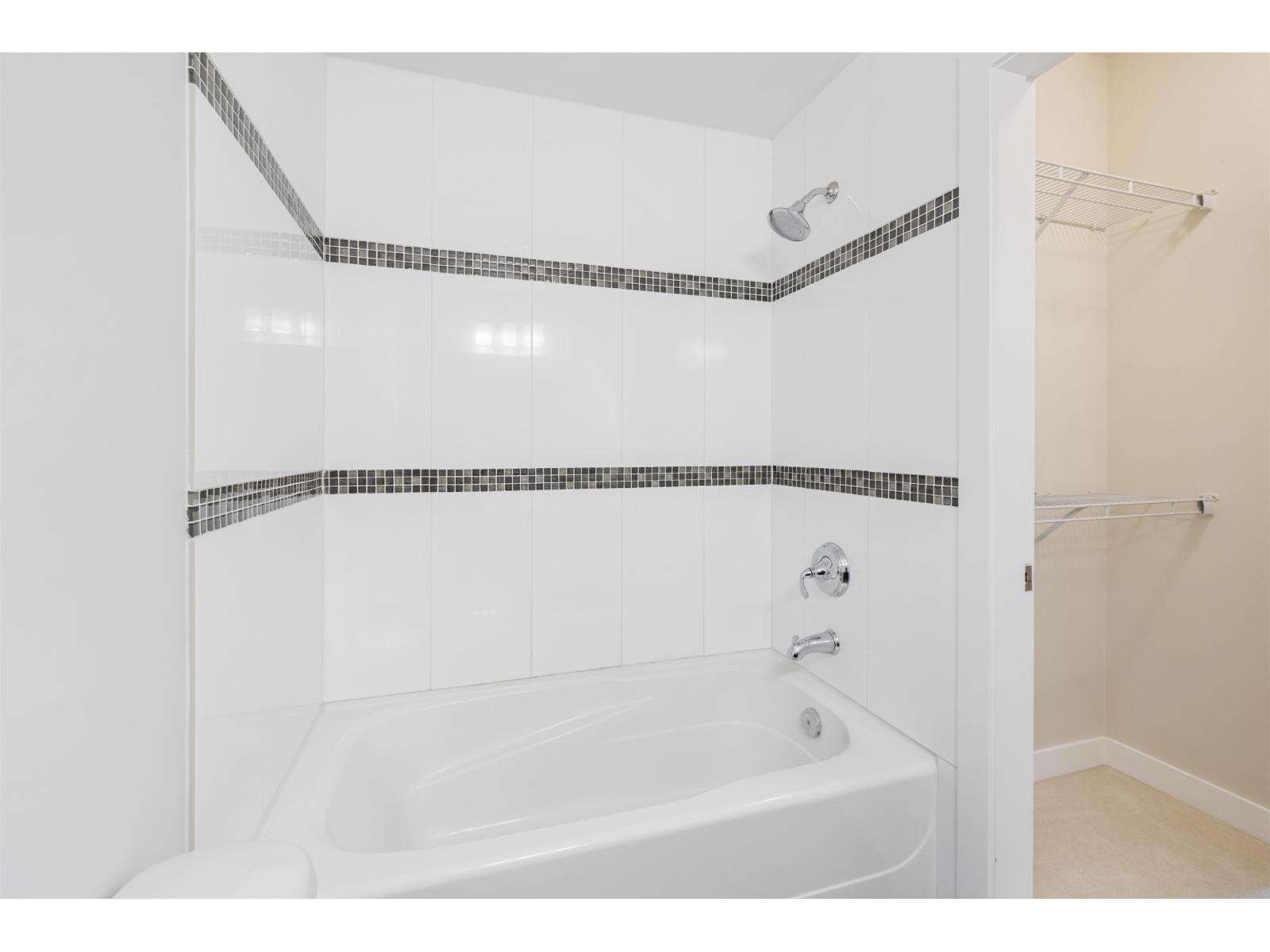 301 33898 Pine Street, Abbotsford, British Columbia  V2S 2P3 - Photo 13 - R3039205