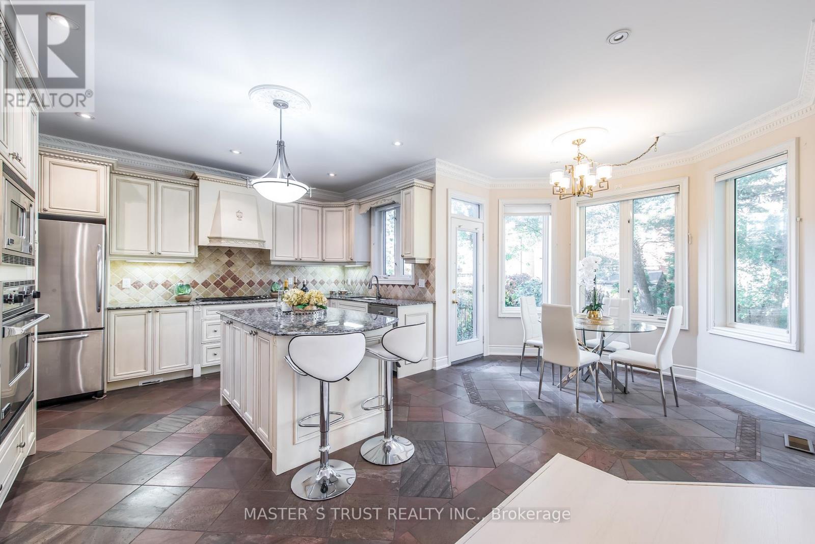 242 Empress Avenue, Toronto (Willowdale East), Ontario  M2N 3T9 - Photo 13 - C12357130