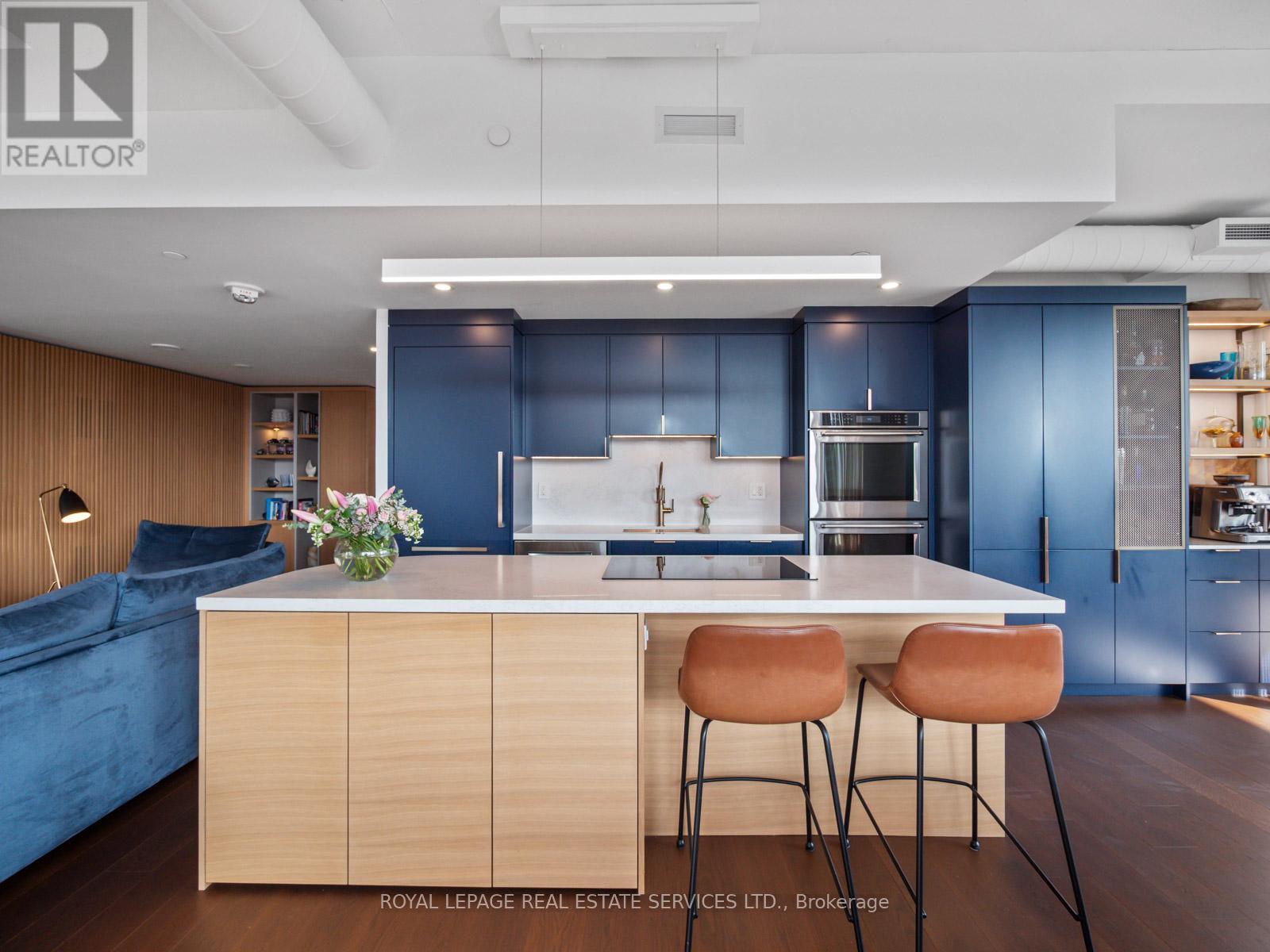 904 - 21 Lawren Harris Square, Toronto (Waterfront Communities), Ontario  M5A 0T4 - Photo 16 - C12357202