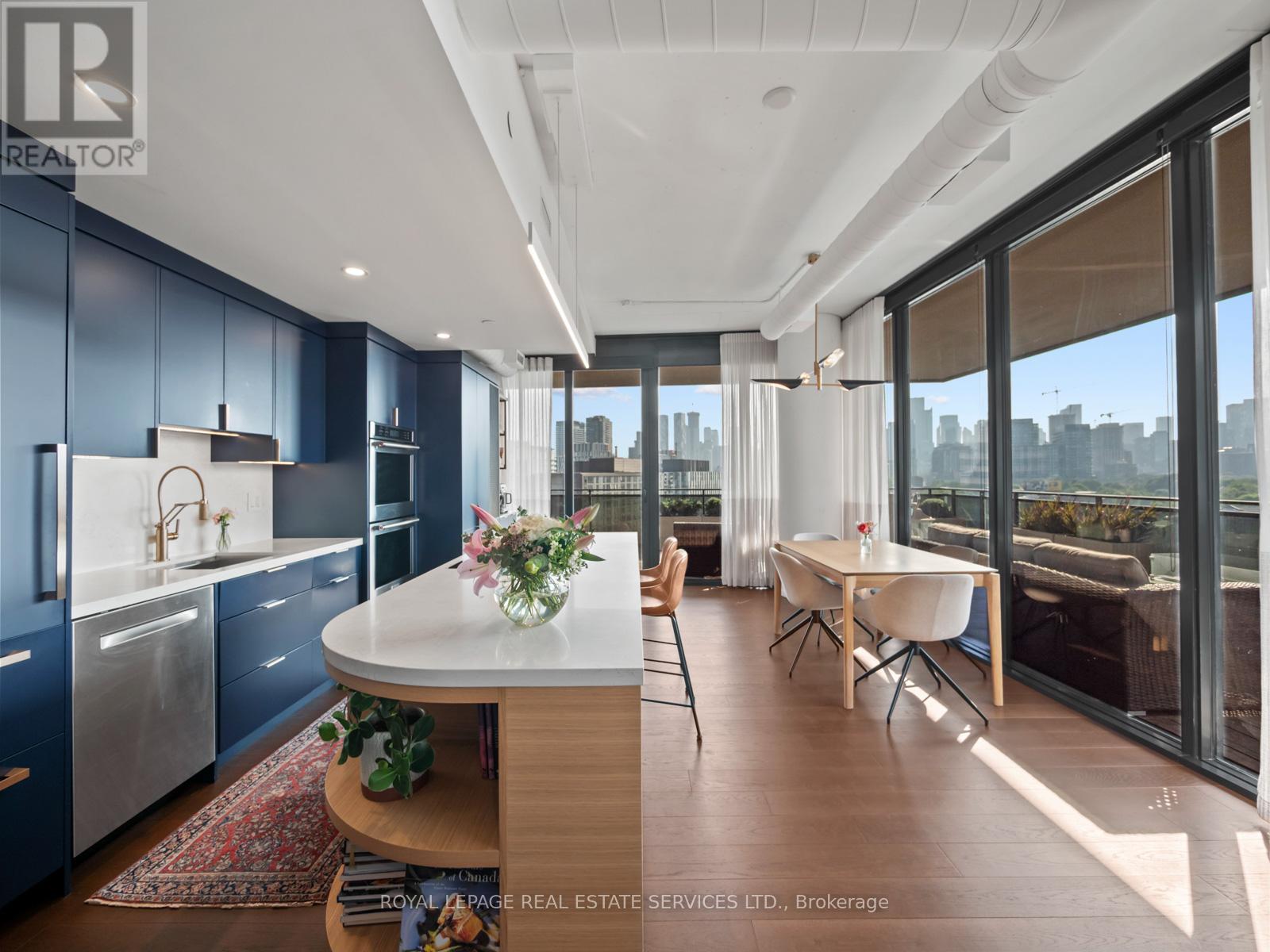 904 - 21 Lawren Harris Square, Toronto (Waterfront Communities), Ontario  M5A 0T4 - Photo 19 - C12357202