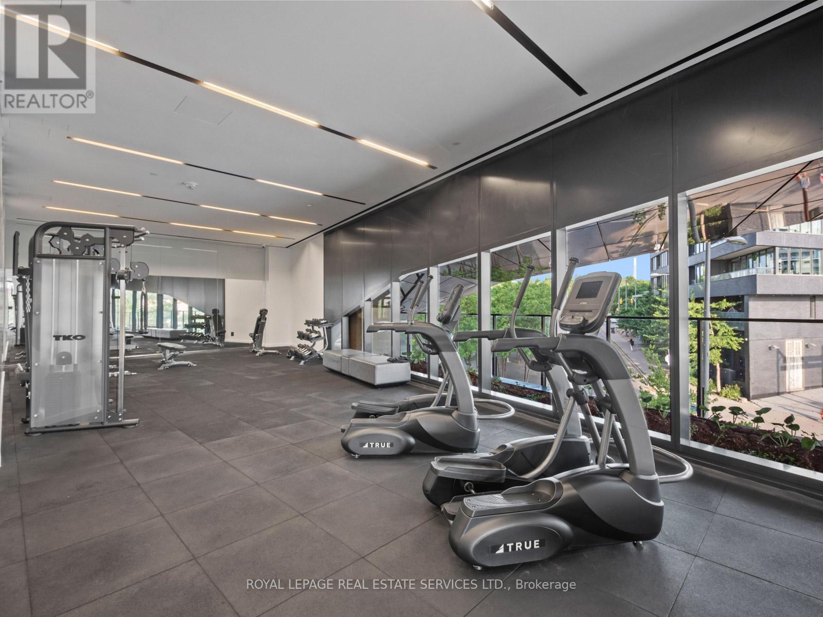904 - 21 Lawren Harris Square, Toronto (Waterfront Communities), Ontario  M5A 0T4 - Photo 38 - C12357202