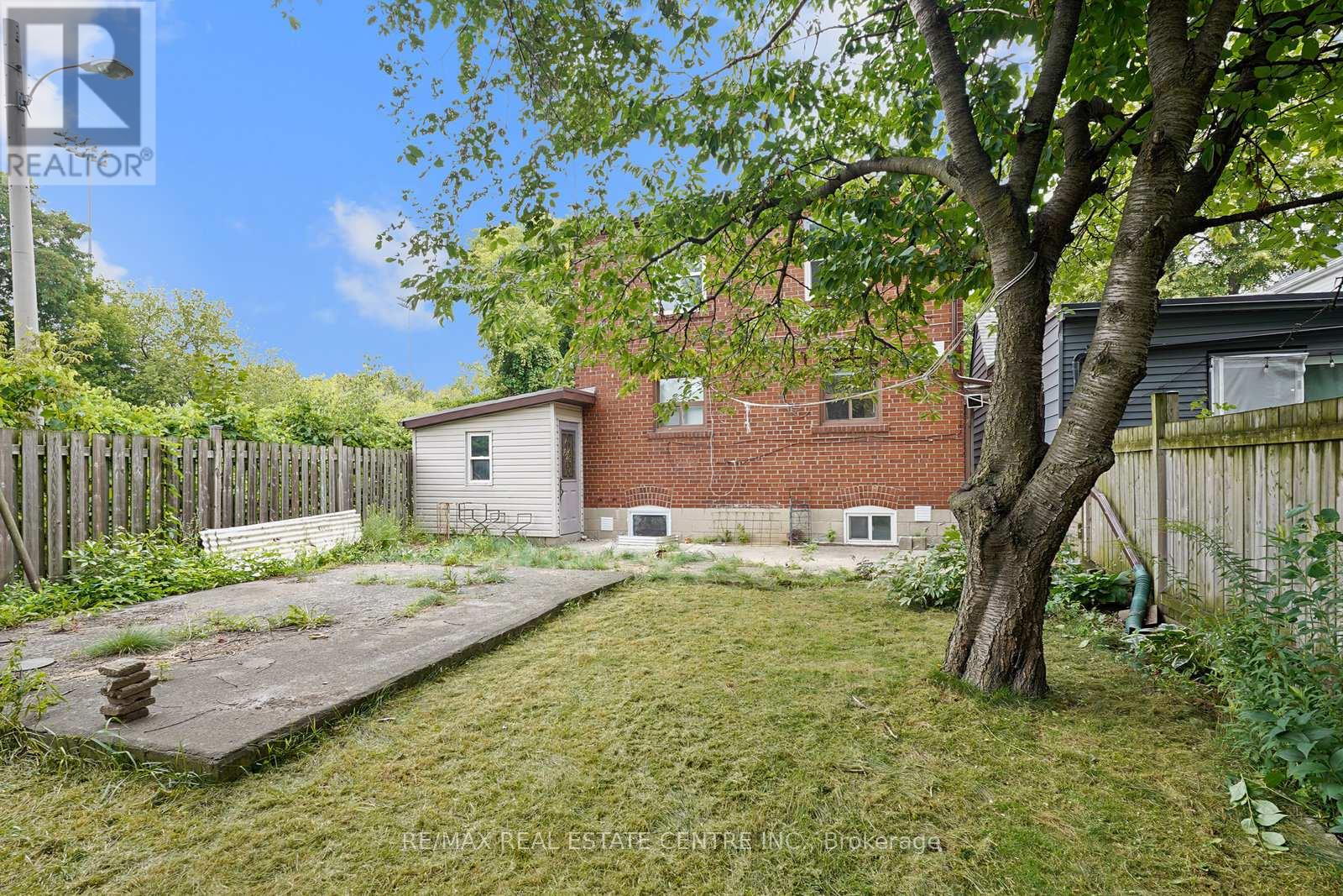 Lower - 482 Rhodes Avenue, Toronto, Ontario  M4L 3A5 - Photo 23 - E12357181