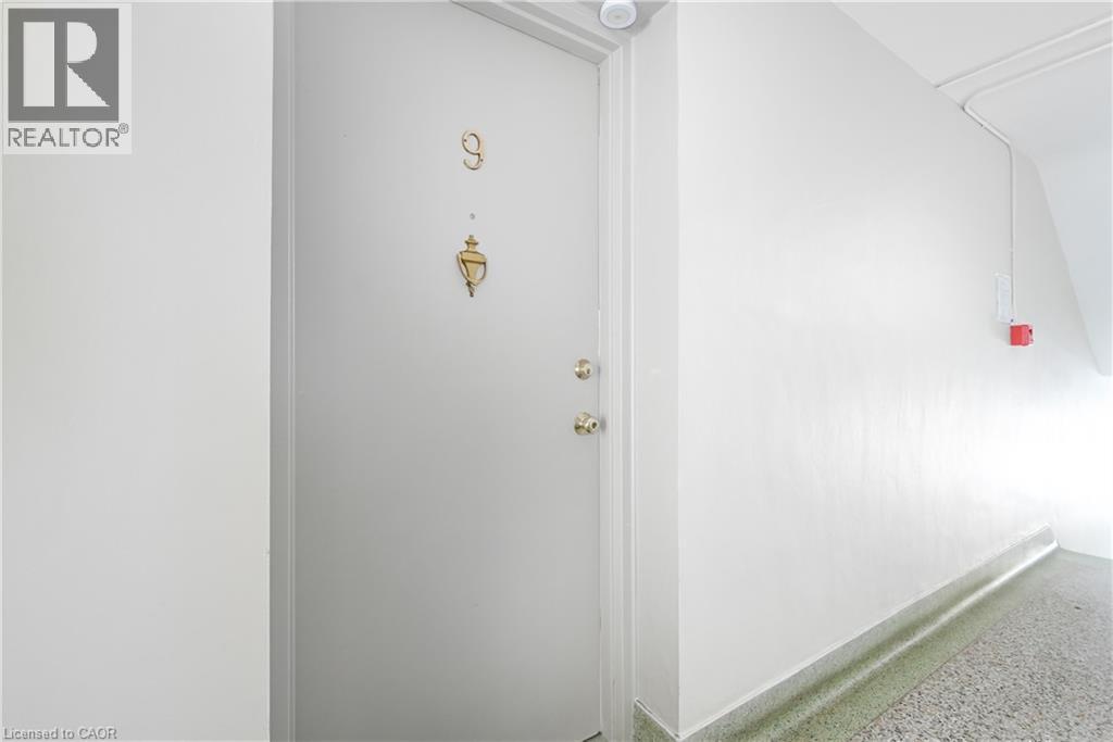 Property at 2422 NEW Street Unit# 9 image 5