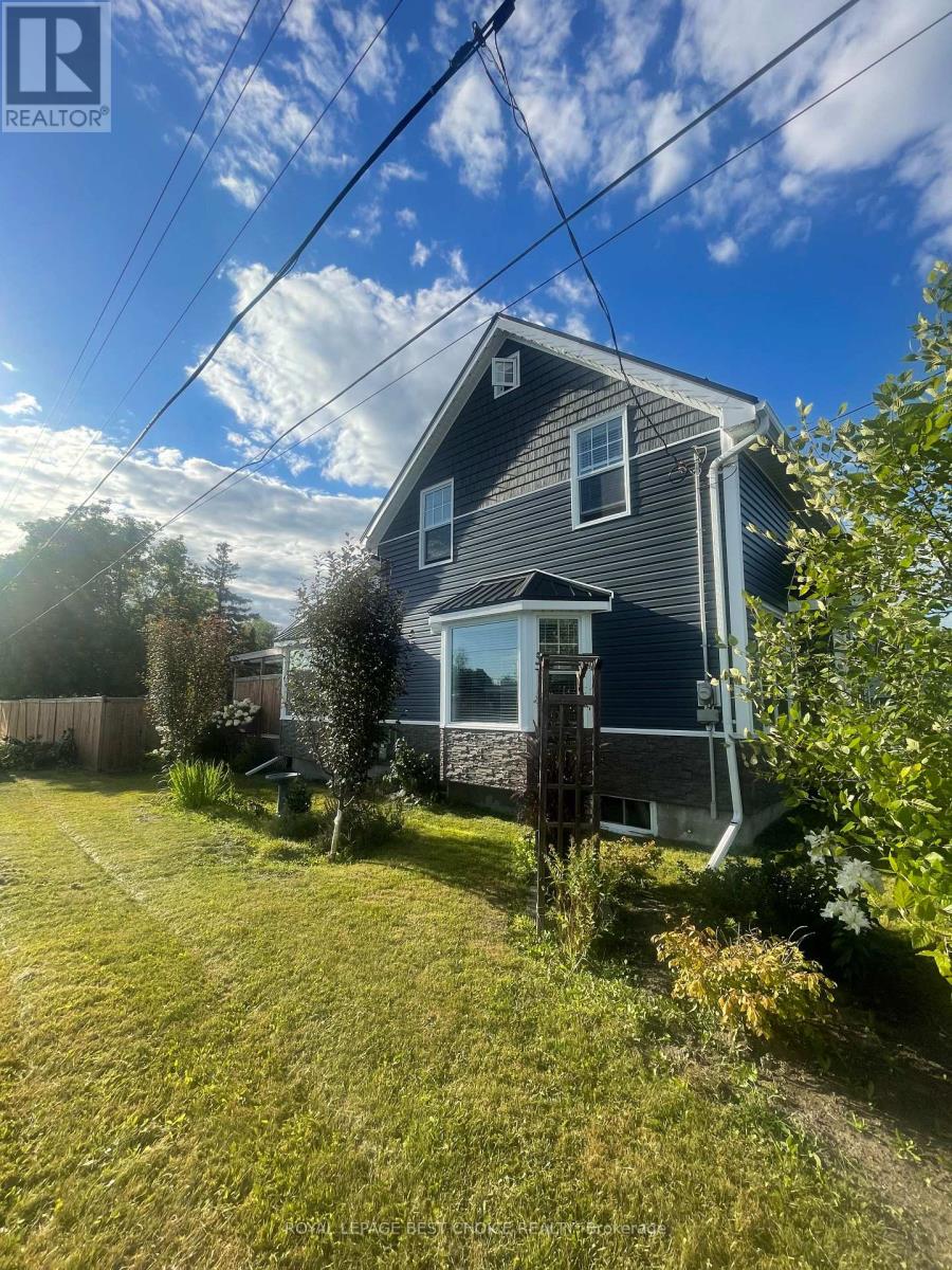 77 Third Street, Englehart, Ontario  P0J 1H0 - Photo 4 - T12357209