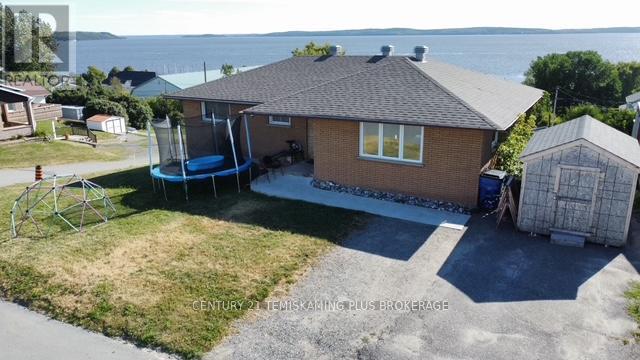 411 FERGUSON AVENUE, Temiskaming Shores, Ontario