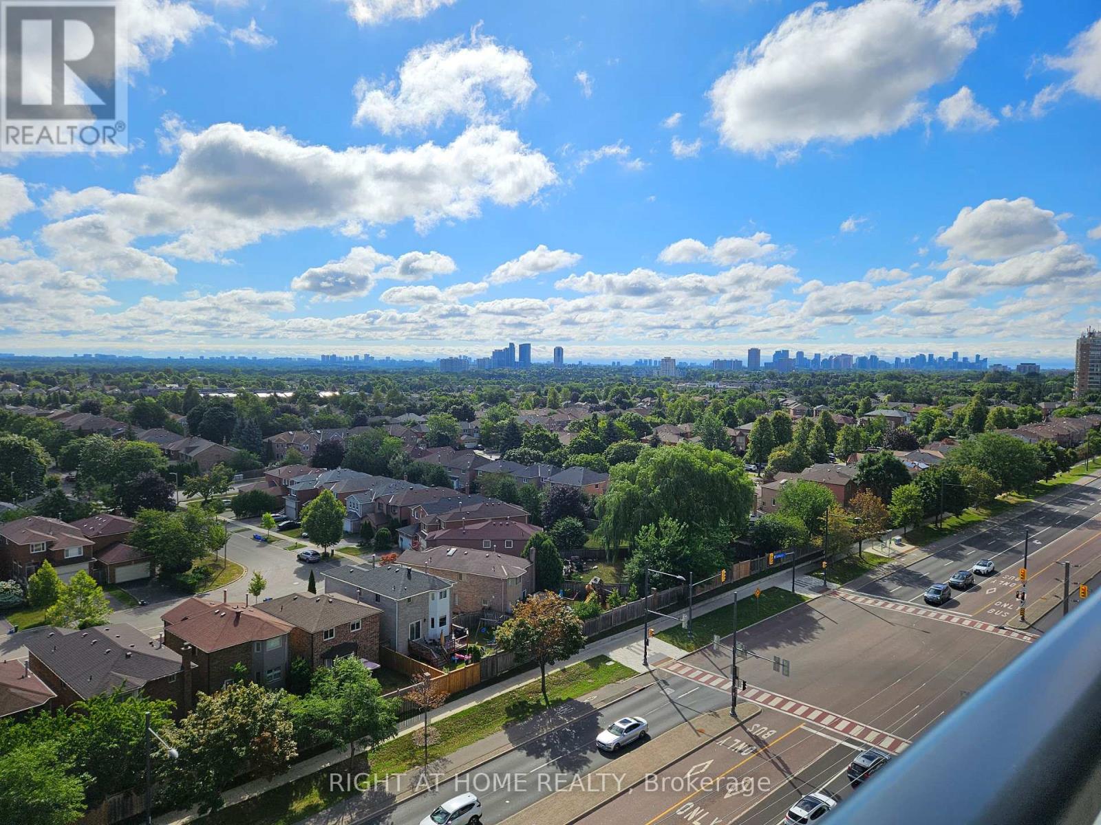 1008 - 7950 Bathurst Street, Vaughan, Ontario  L4J 0L4 - Photo 17 - N12357149