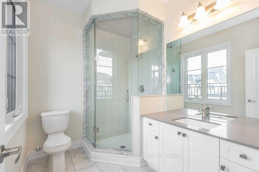 102 Giardina Crescent, Richmond Hill, Ontario  L4B 0G2 - Photo 14 - N12357154