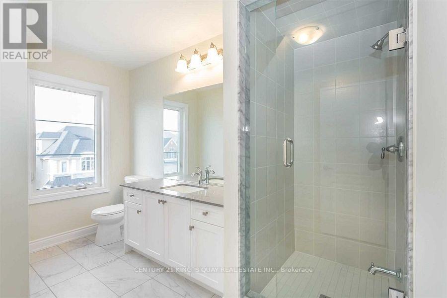 102 Giardina Crescent, Richmond Hill, Ontario  L4B 0G2 - Photo 19 - N12357154