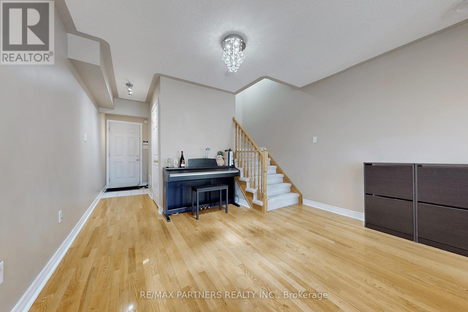 2452 Bur Oak Avenue, Markham, Ontario  L6B 1J8 - Photo 18 - N12357167