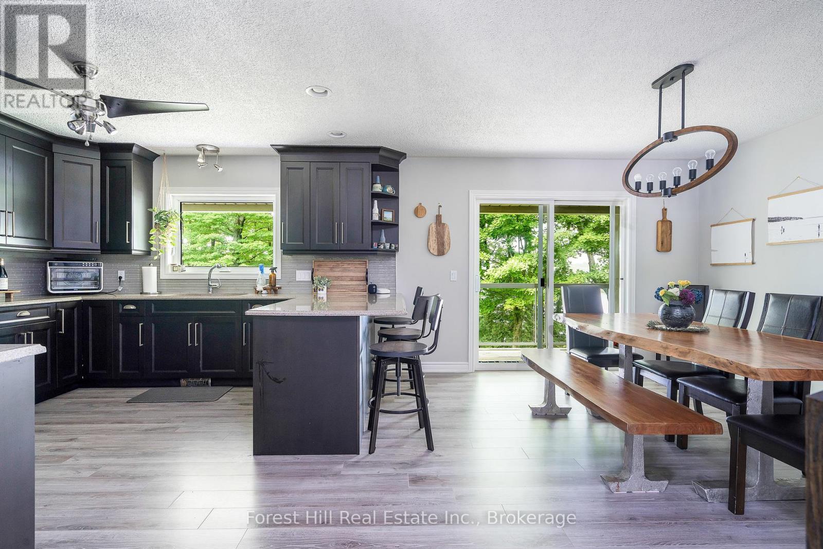 227 Peters Crescent, Grey Highlands, Ontario  N0C 1E0 - Photo 33 - X12357280