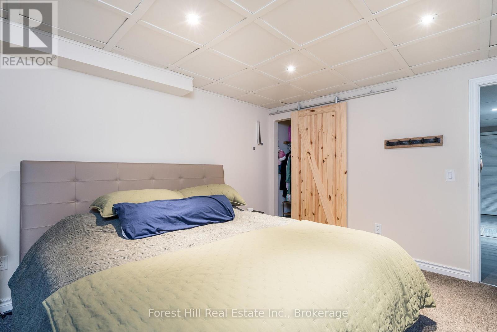 227 Peters Crescent, Grey Highlands, Ontario  N0C 1E0 - Photo 42 - X12357280