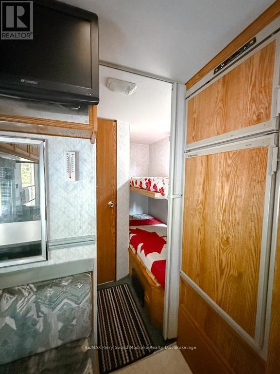 335 Centre Road, Mckellar, Ontario  P2A 0B4 - Photo 6 - X12357294