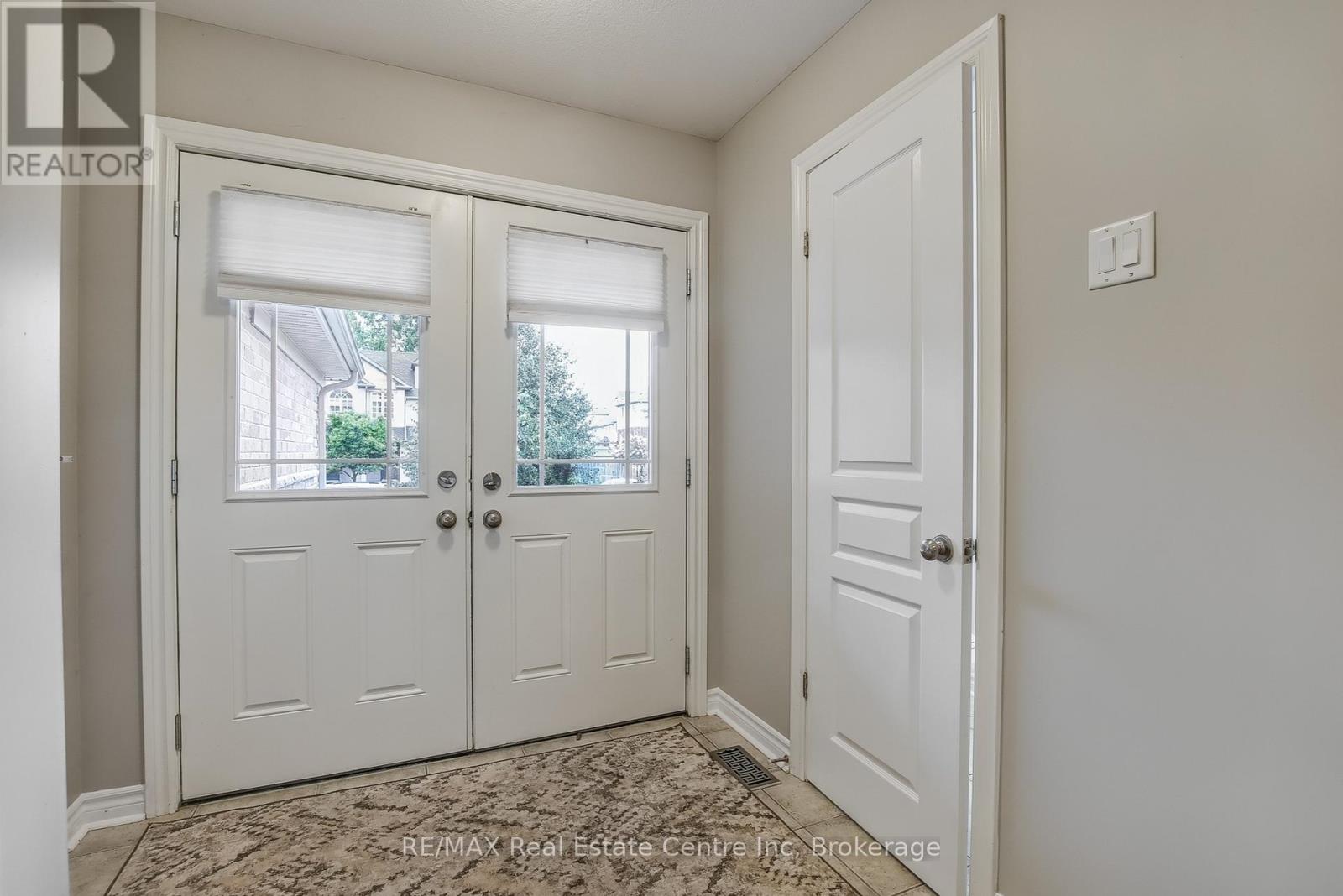 Property at 35 REVELL DRIVE image 3