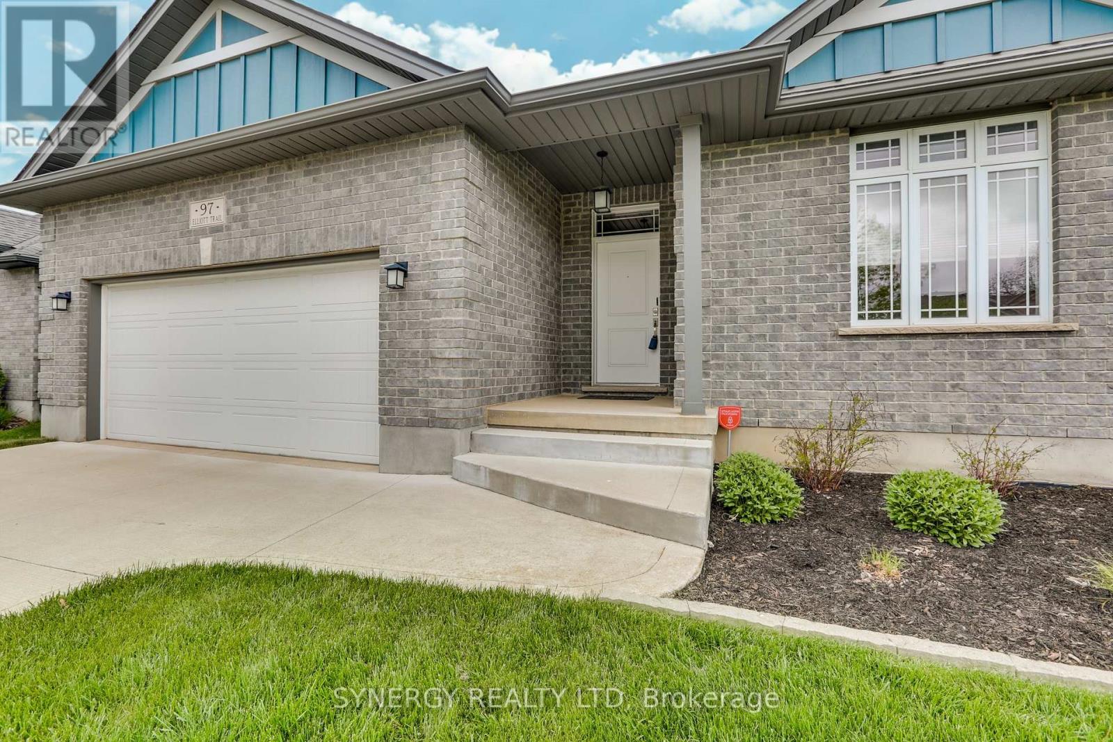 97 Elliott Trail, Thames Centre, Ontario  N0M 2P0 - Photo 2 - X12357230