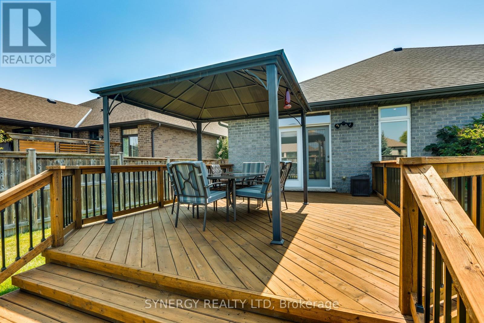 97 Elliott Trail, Thames Centre, Ontario  N0M 2P0 - Photo 33 - X12357230