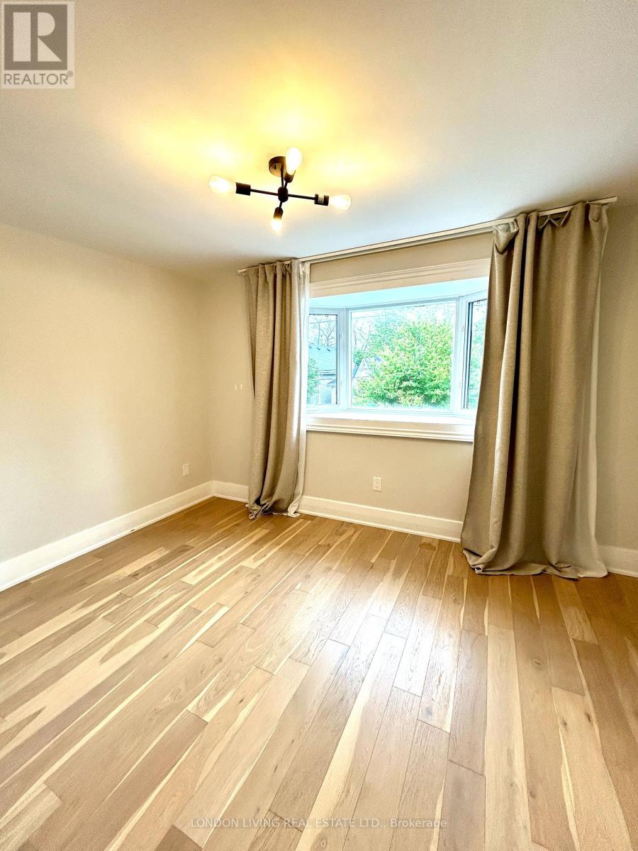 36 Askin Street, London South, Ontario  N6C 1E4 - Photo 11 - X12357288