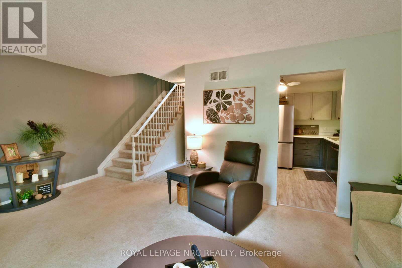 11 - 159 Canboro Road, Pelham, Ontario  L0S 1E5 - Photo 12 - X12279243