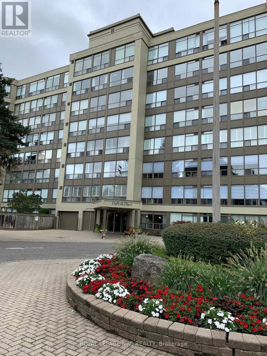 304 - 5100 DORCHESTER ROAD, Niagara Falls, Ontario