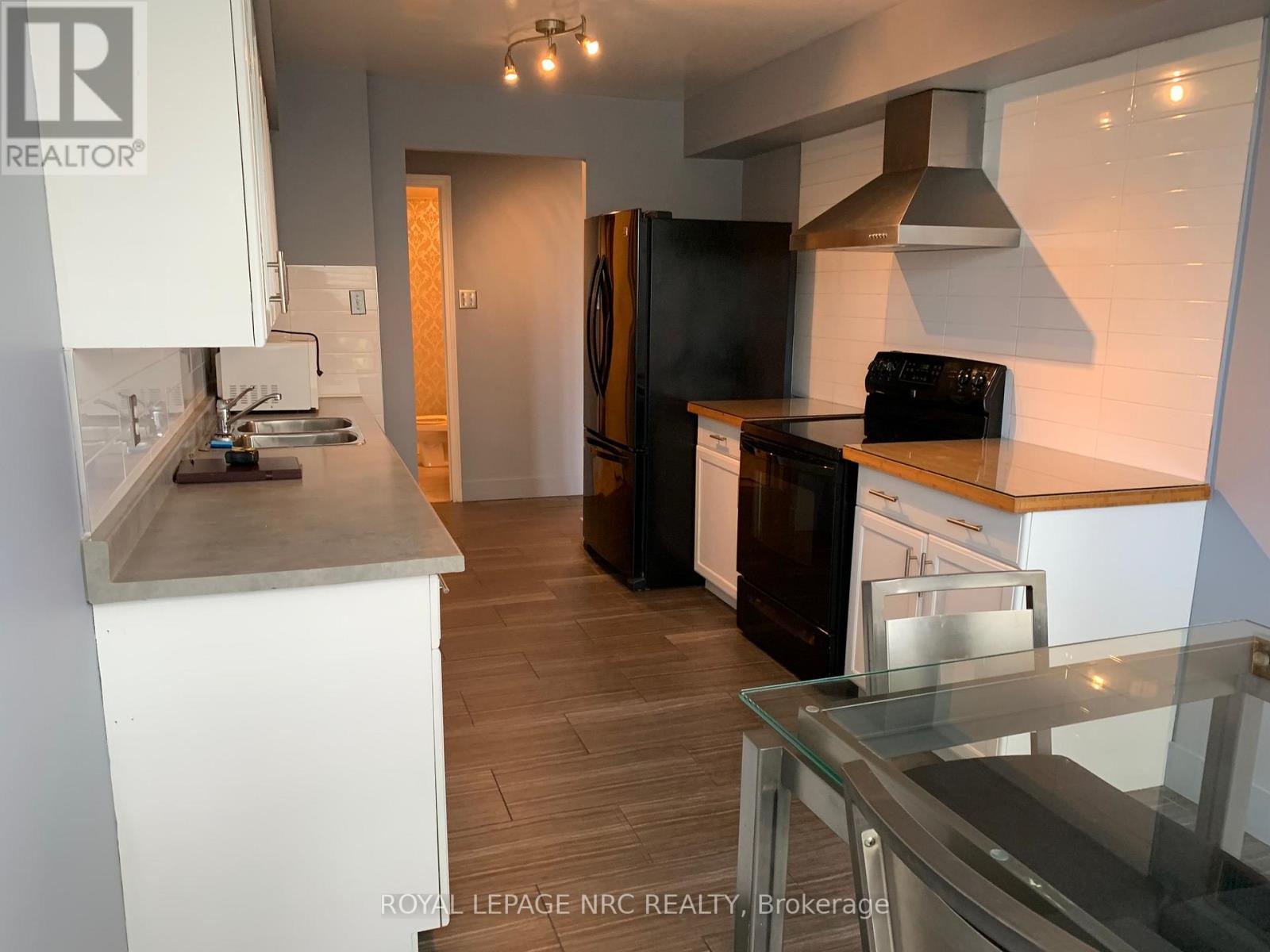 304 - 5100 Dorchester Road, Niagara Falls, Ontario  L2E 7H4 - Photo 6 - X12357264