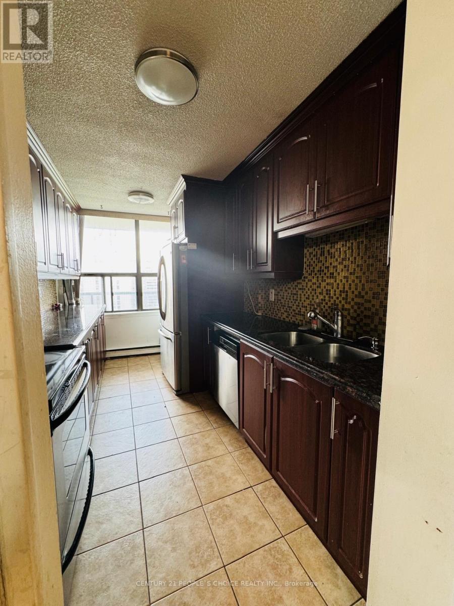 1410 - 21 Knightsbridge Road, Brampton, Ontario  L6T 3Y1 - Photo 10 - W12357175
